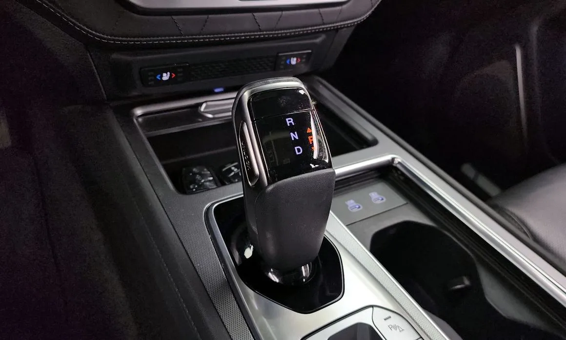 KG Mobility (Ssangyong) Rexton — фото 7