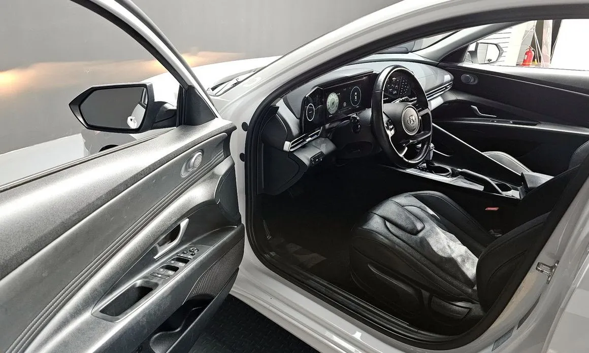 Hyundai AVANTE — фото 7