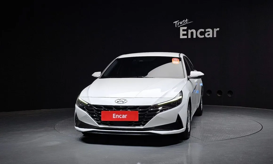 Hyundai AVANTE — фото 3