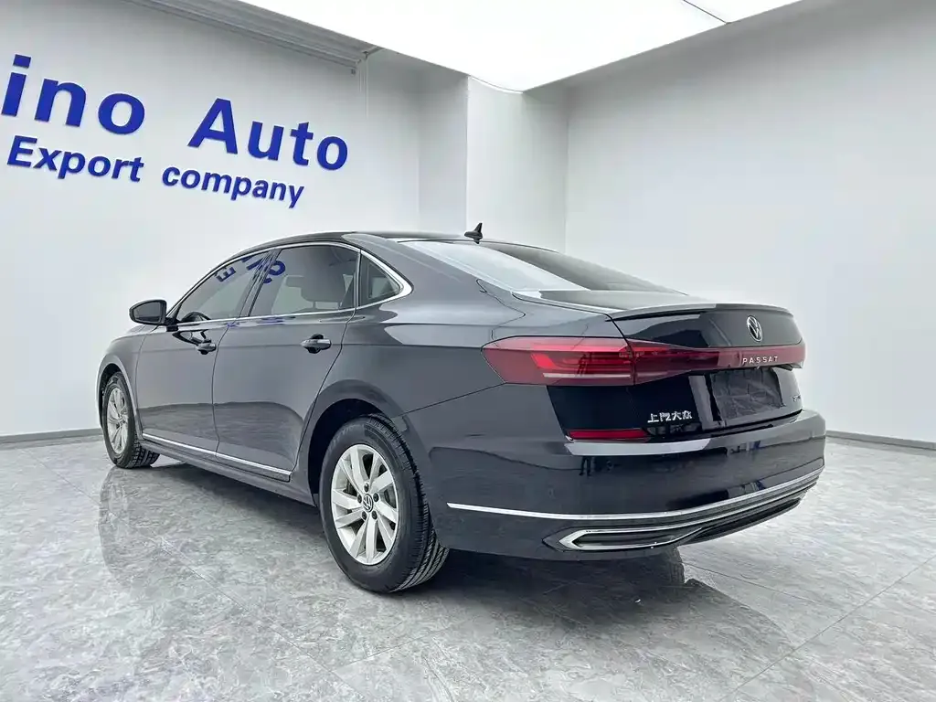 Volkswagen Passat — фото 10