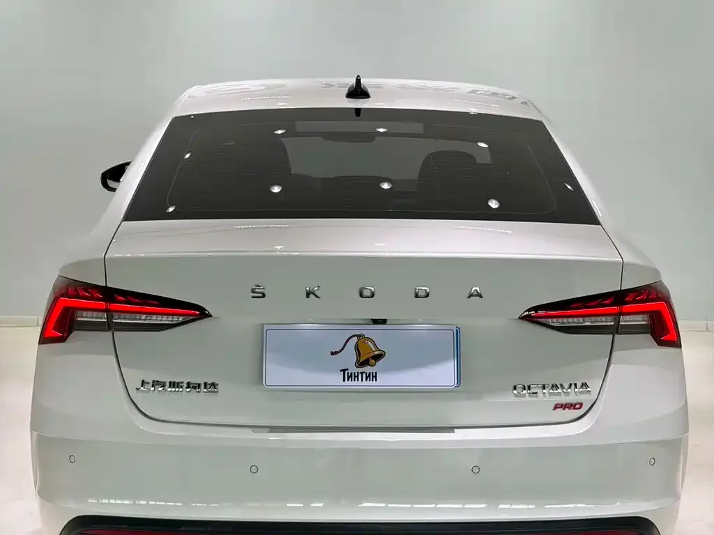 Skoda Octavia — фото 4