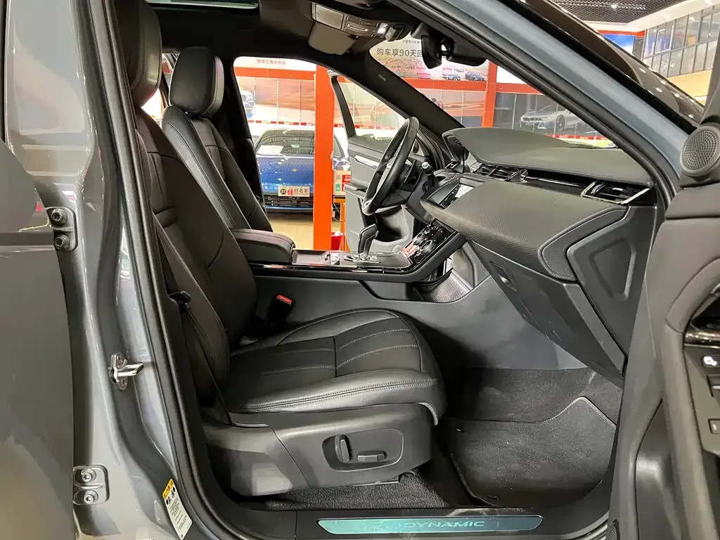 Land Rover Evoque — фото 2