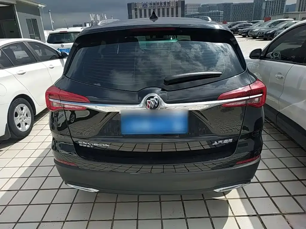 Buick Envision Plus — фото 5
