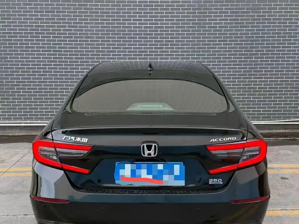 Honda Accord — фото 5