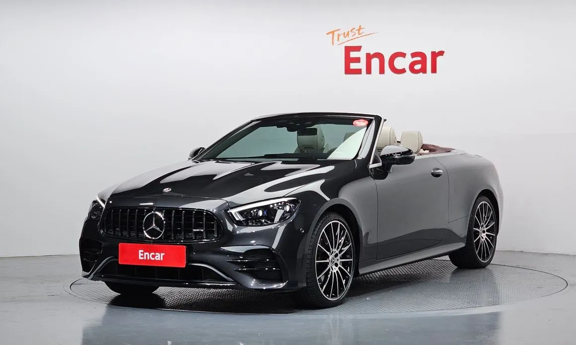 Mercedes-Benz E-Class — фото 1