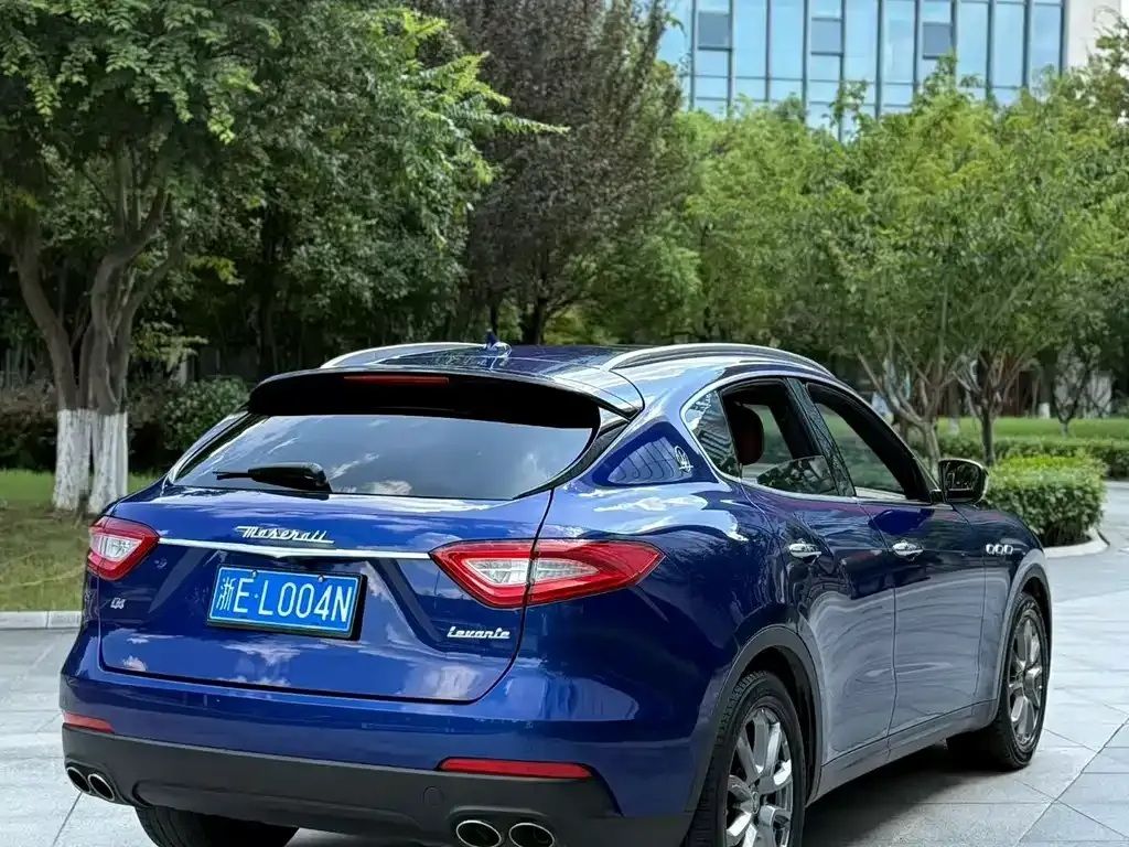 Maserati Levante — фото 7
