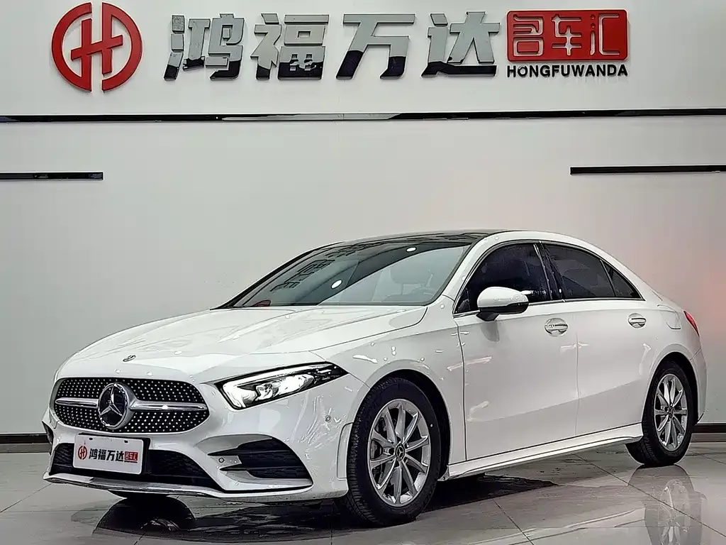 Mercedes-Benz A-Class — фото 1
