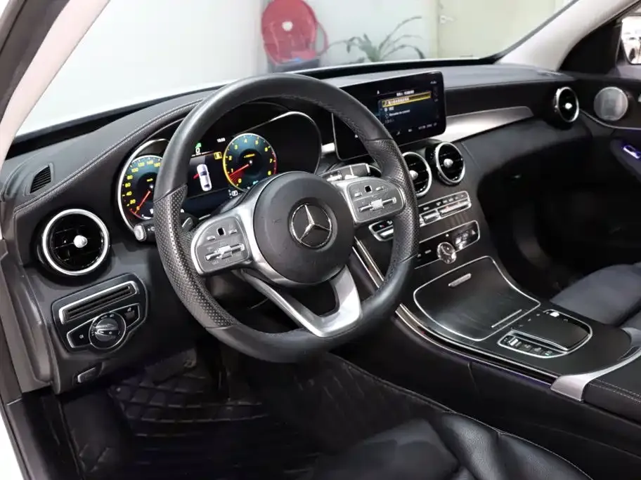 Mercedes-Benz C-Class — фото 8