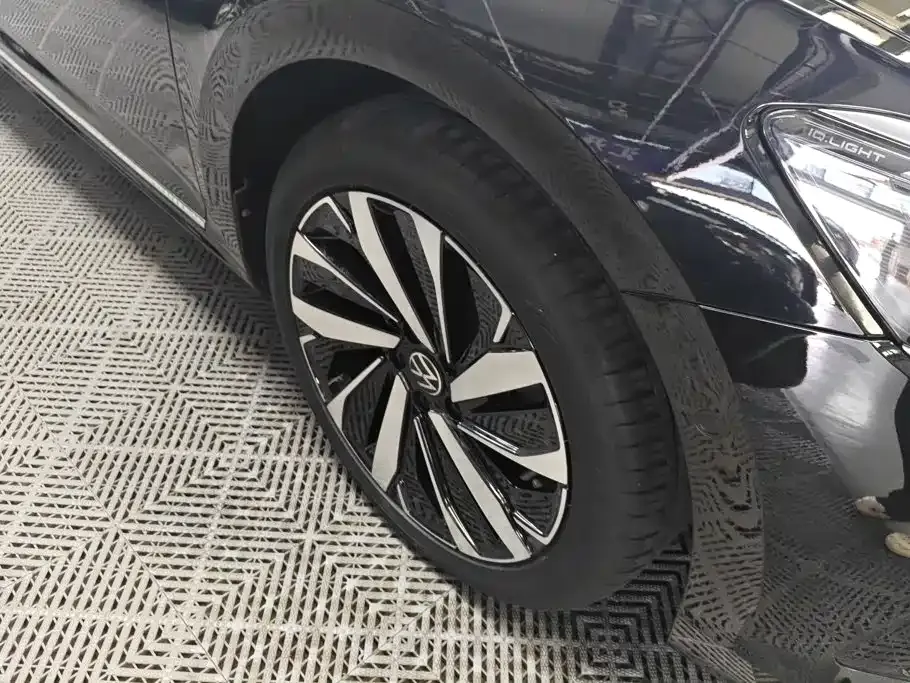 Volkswagen Passat — фото 7