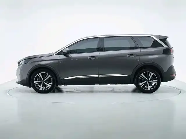 Peugeot 5008 — фото 3