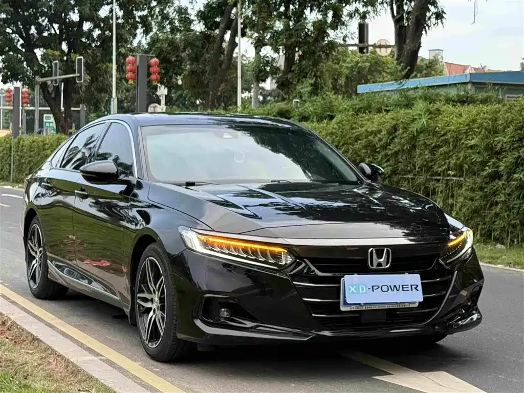 Honda Accord — фото 6