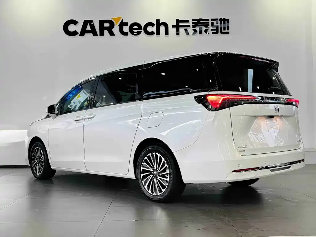 Buick GL8 Hybrid — фото 7