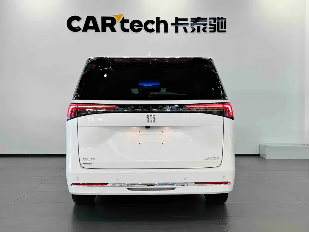 Buick GL8 Hybrid — фото 4