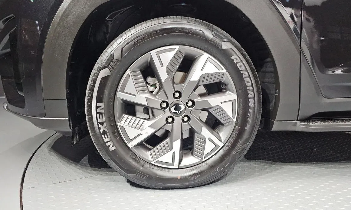 KG Mobility (Ssangyong) Torres — фото 9