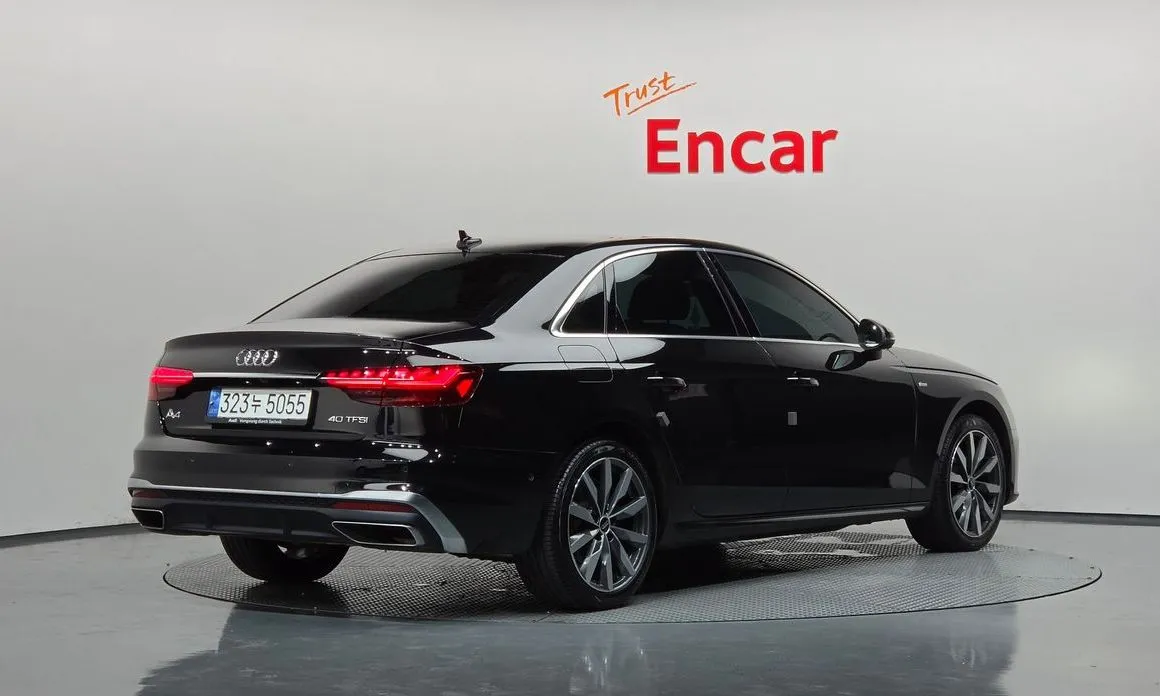 Audi A4 — фото 3