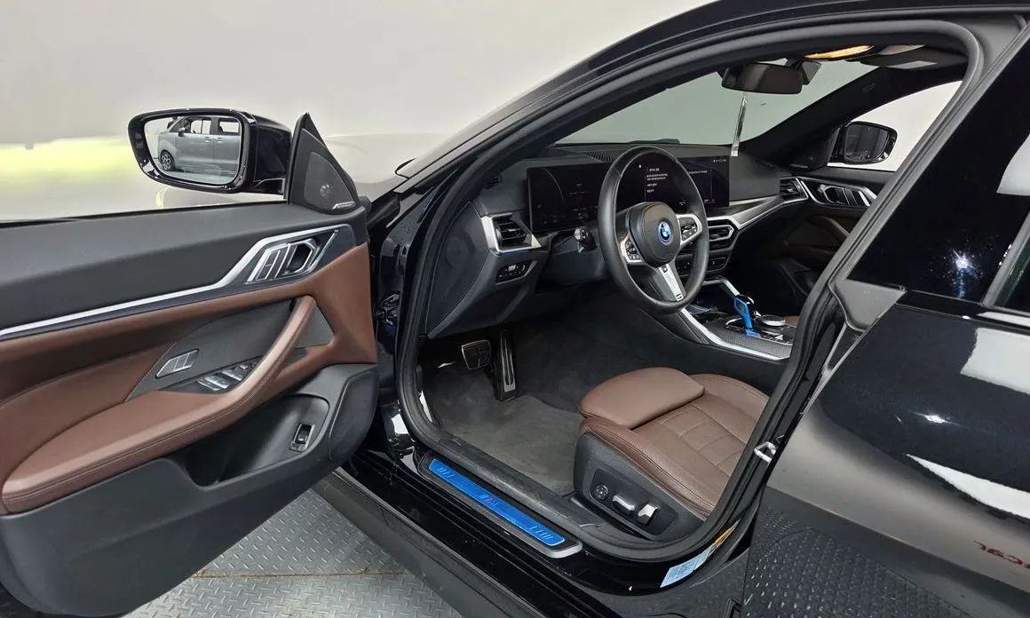 BMW i4 — фото 6