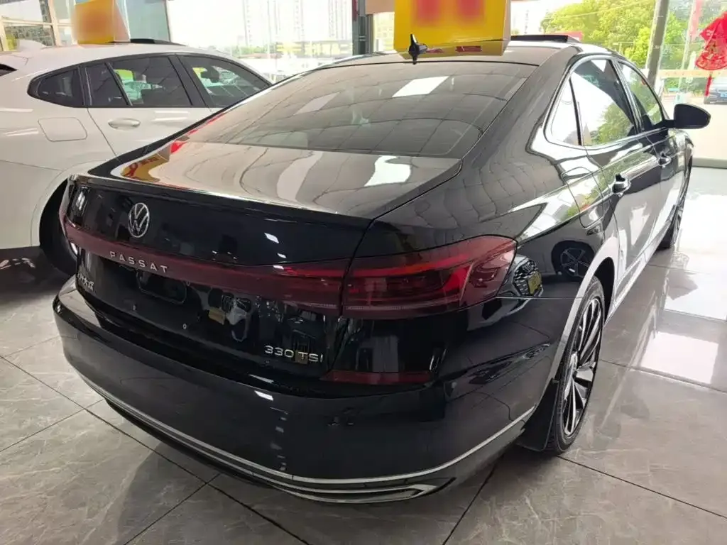 Volkswagen Passat — фото 5