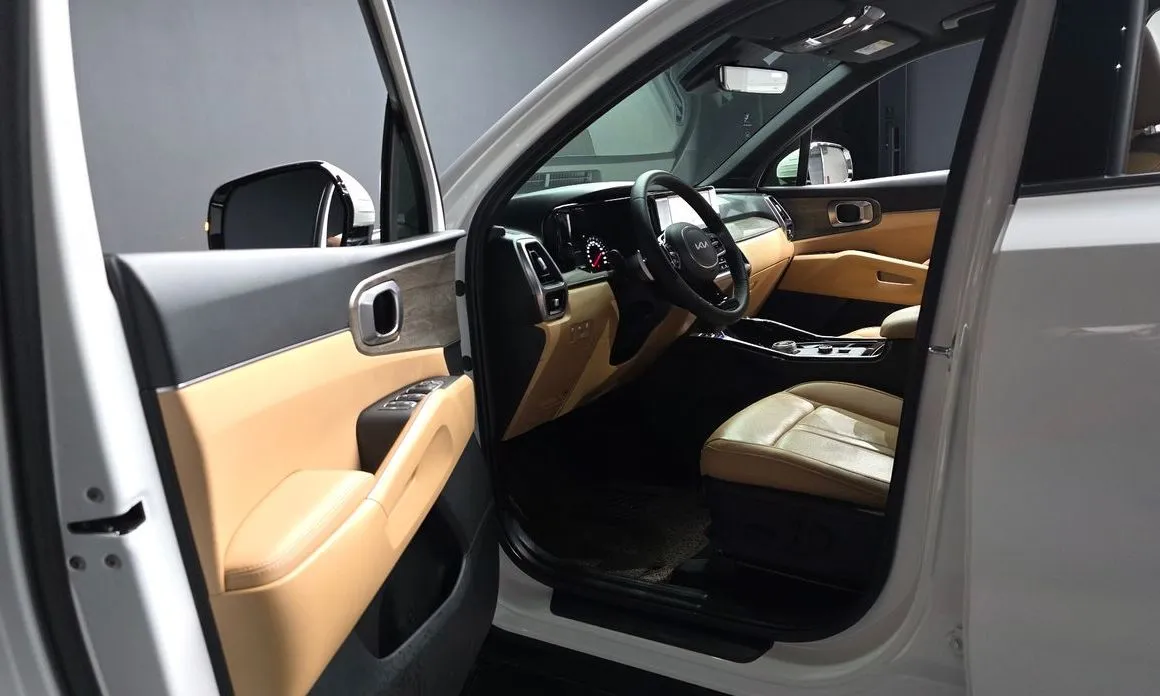 Kia Sorento — фото 4