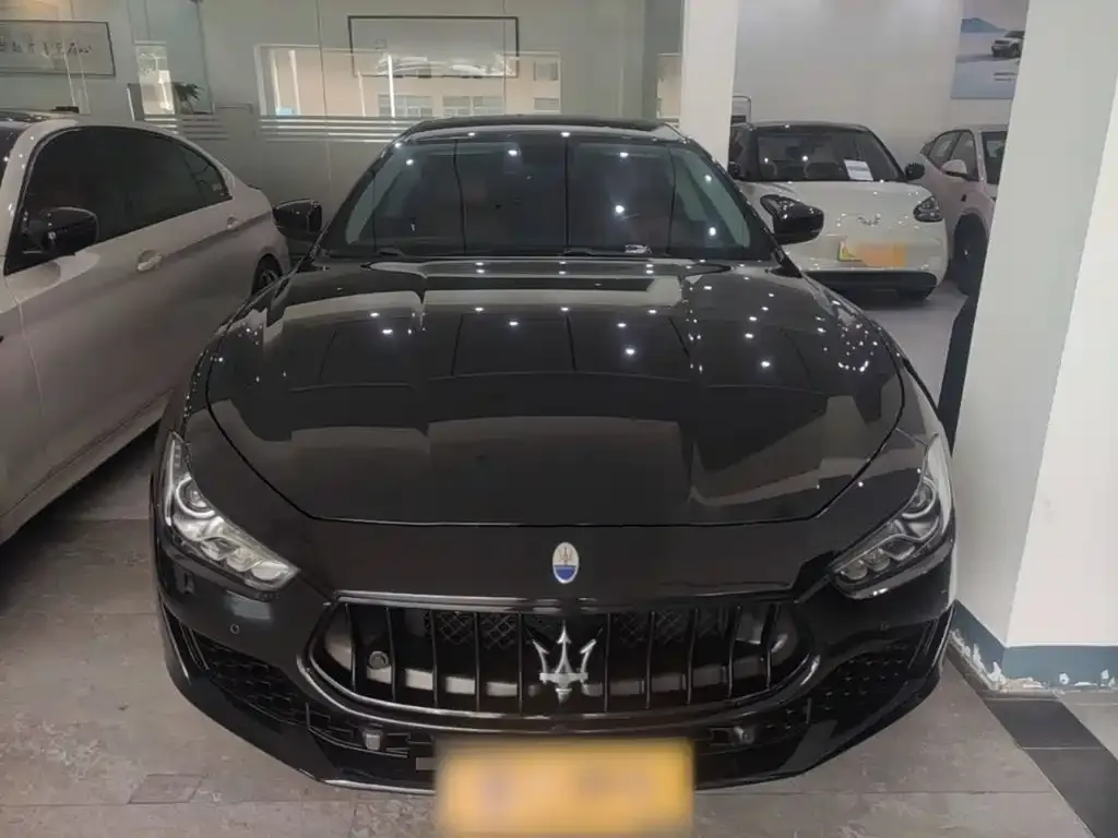 Maserati Ghibli — фото 5