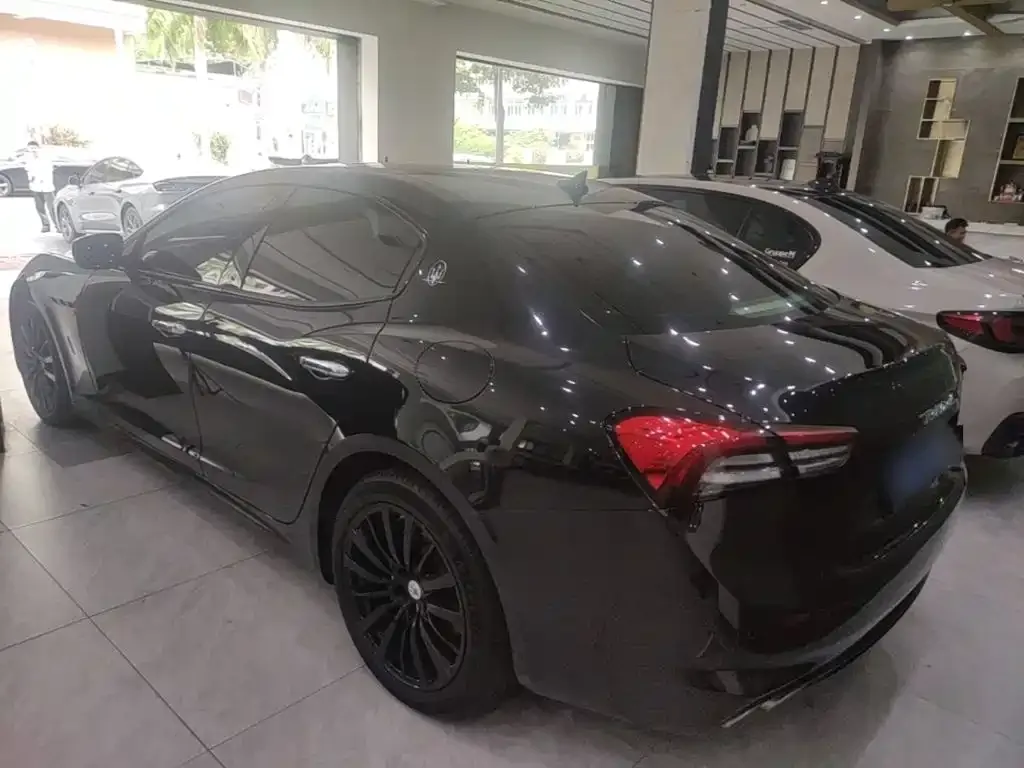 Maserati Ghibli — фото 4