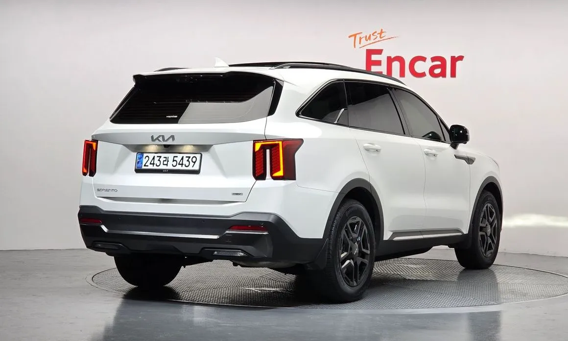 Kia Sorento — фото 5