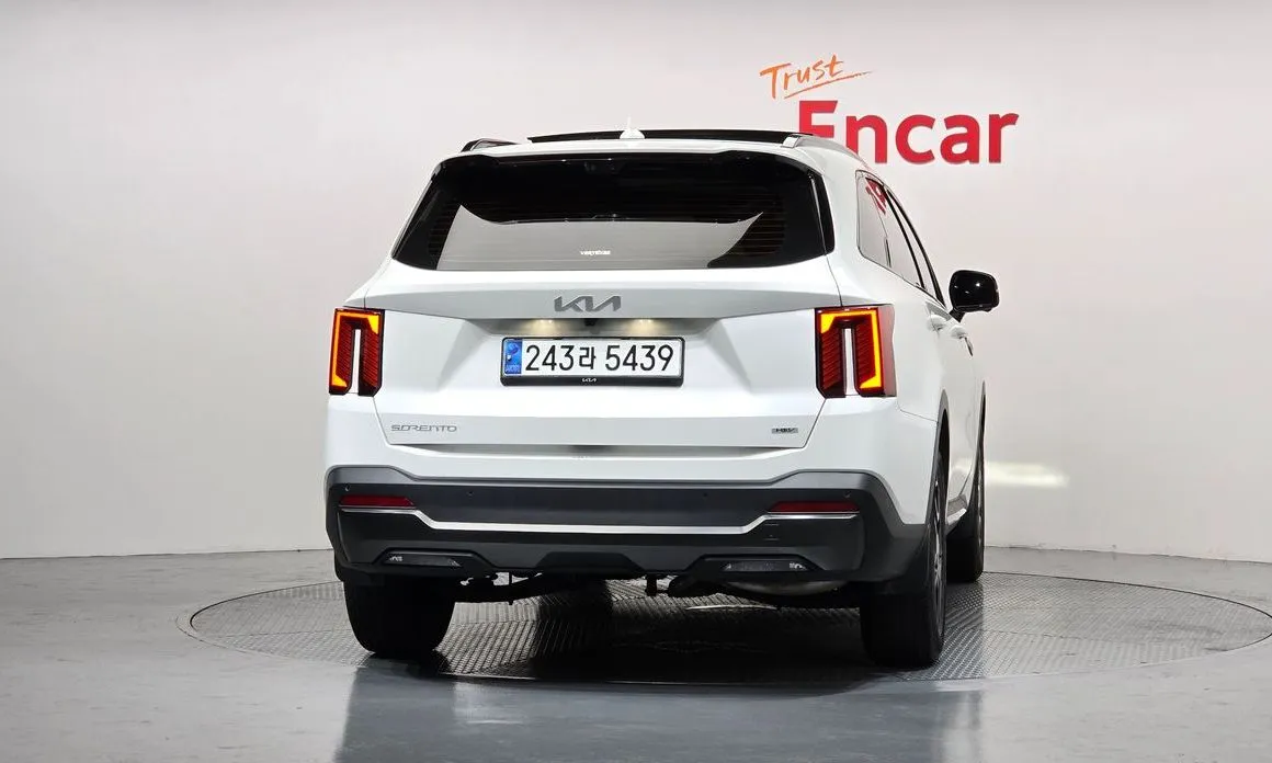 Kia Sorento — фото 4
