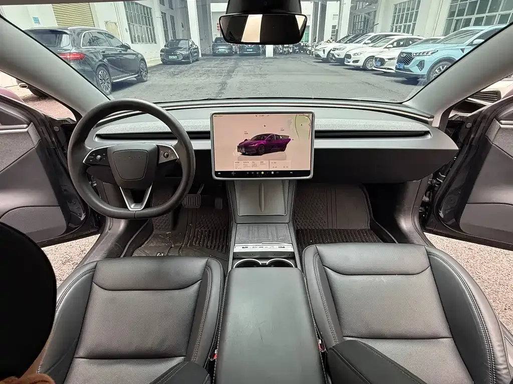 Tesla Model 3 — фото 8