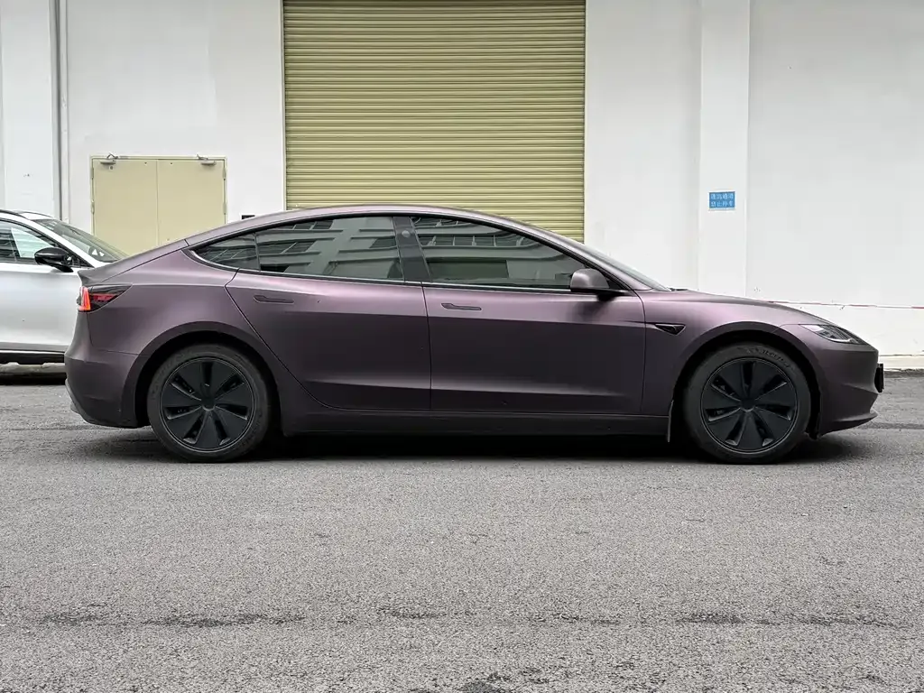 Tesla Model 3 — фото 2