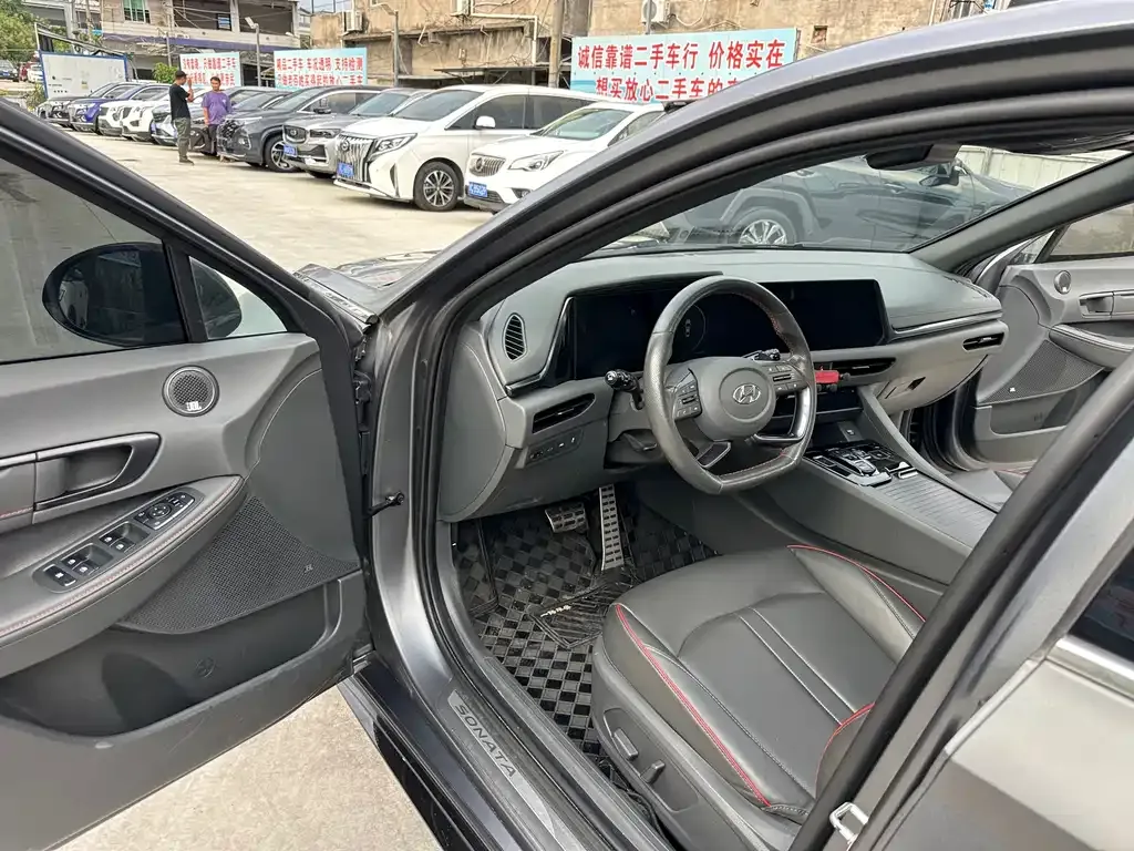 Hyundai Sonata — фото 2