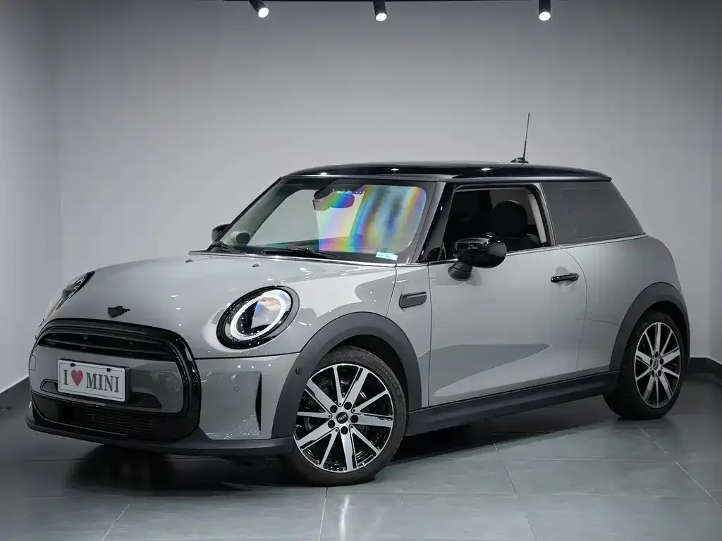 MINI Cooper (3-door) — фото 1