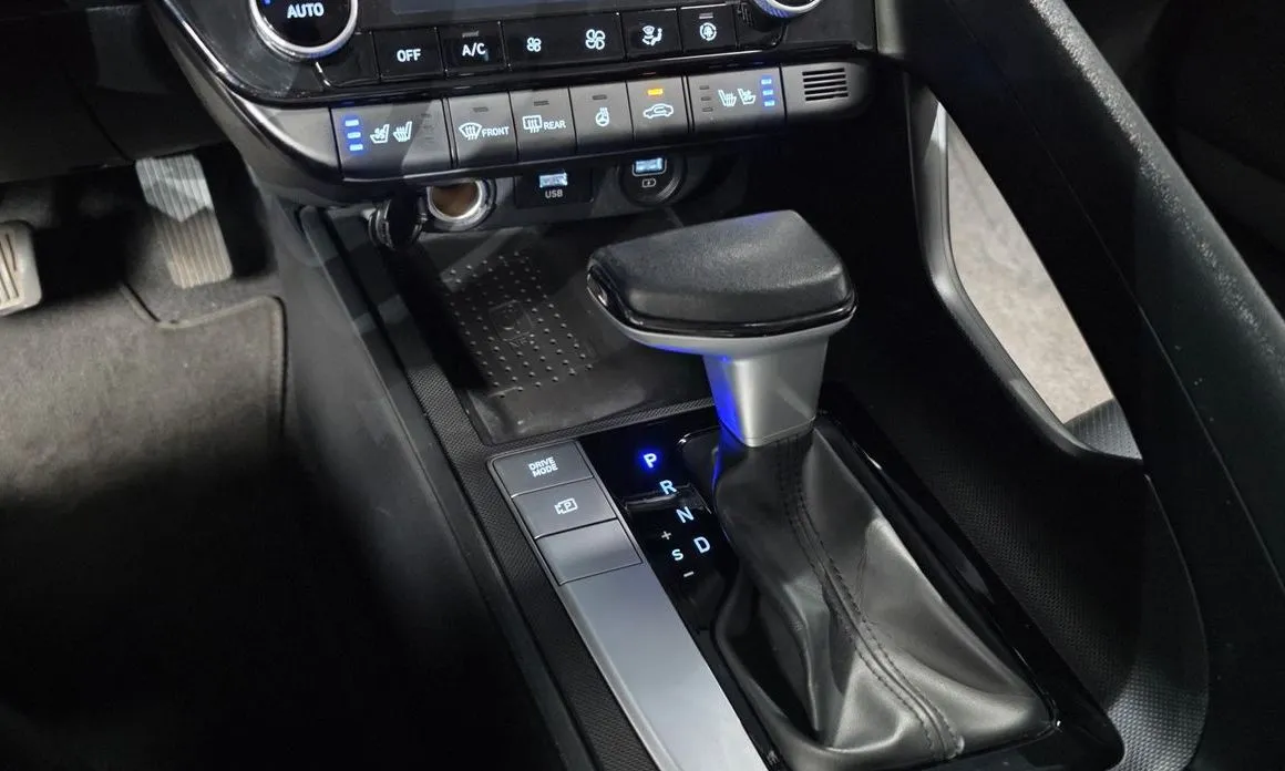 Hyundai AVANTE — фото 9