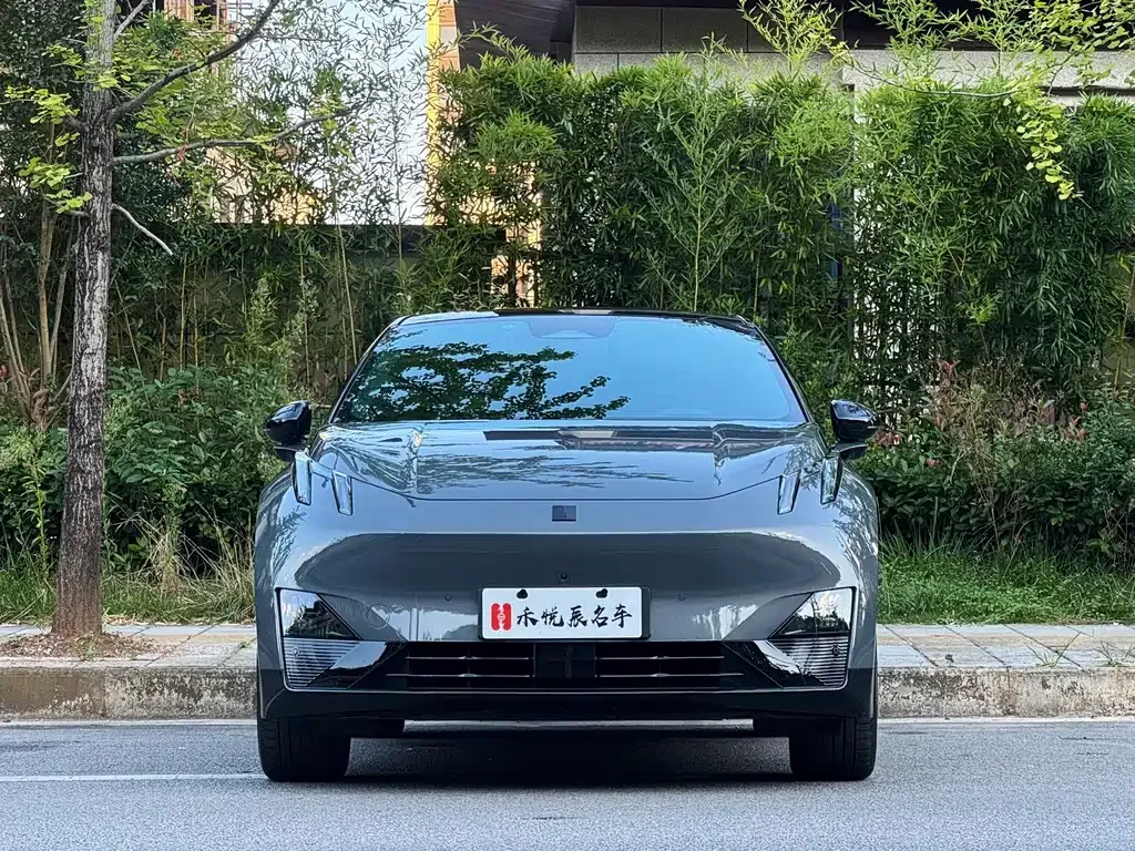 Lynk & Co Z20 — фото 10