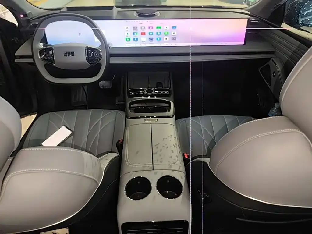 Geely Galaxy E8 — фото 9