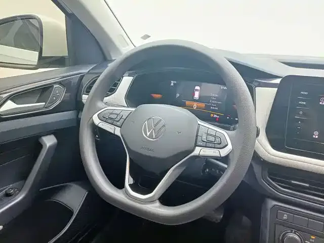 Volkswagen Tharu — фото 6