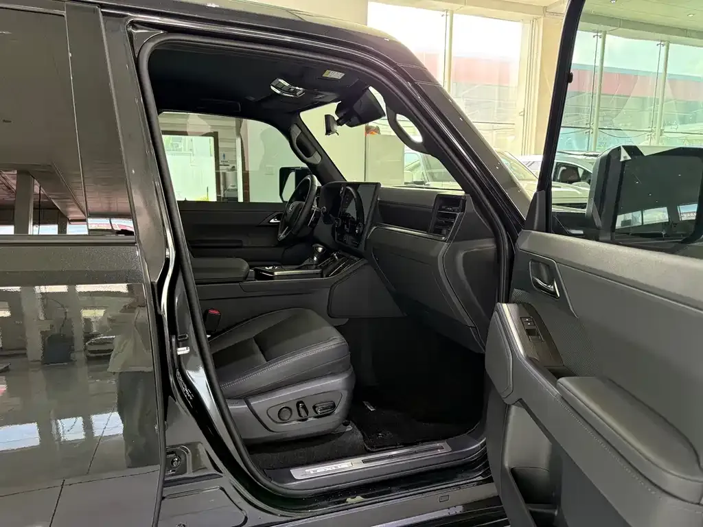 Lexus GX — фото 6