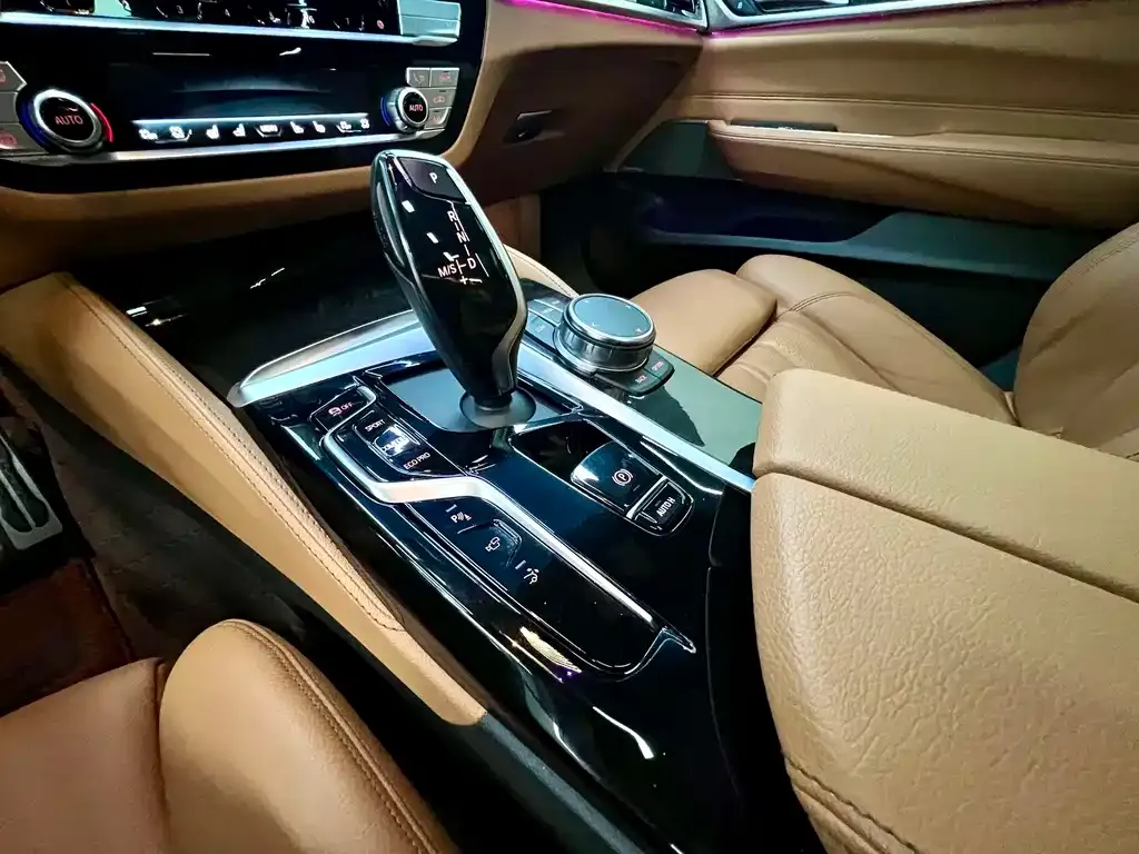 BMW 6 Series GT — фото 8