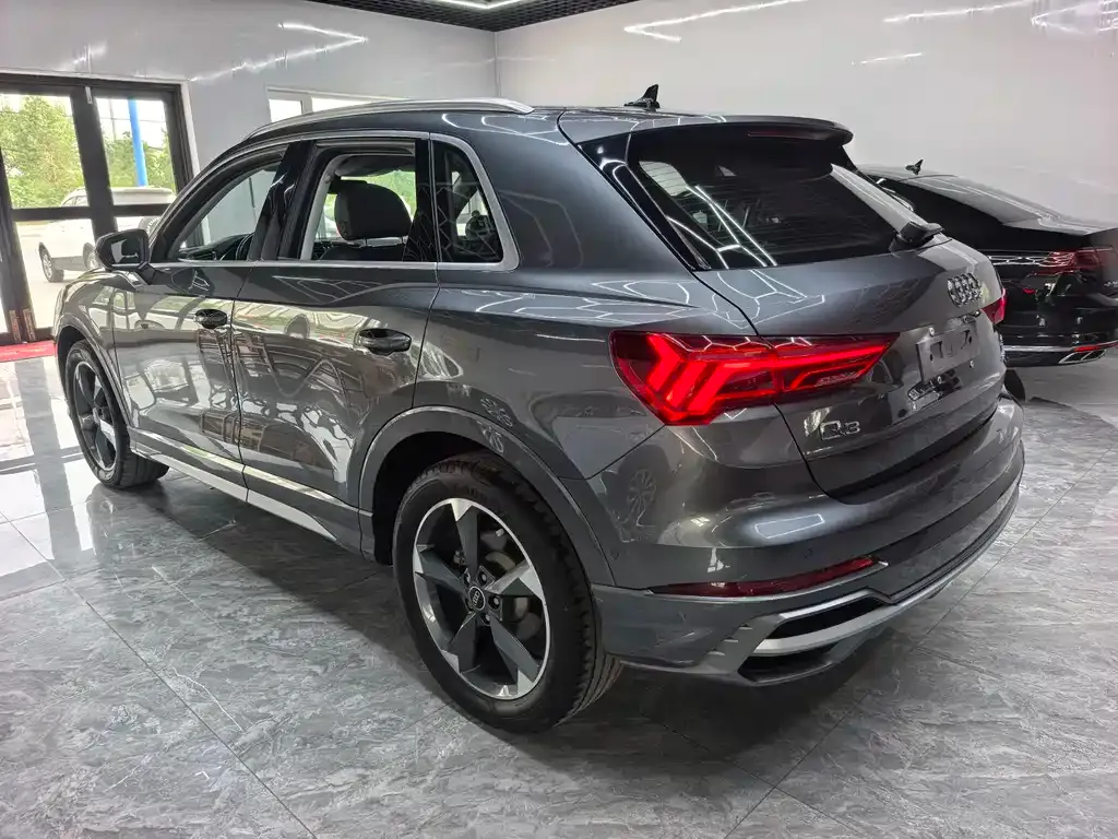 Audi Q3 — фото 3