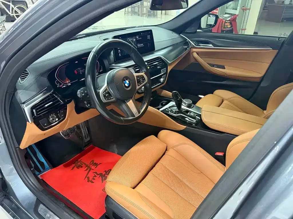 BMW 5 Series (Import) — фото 4