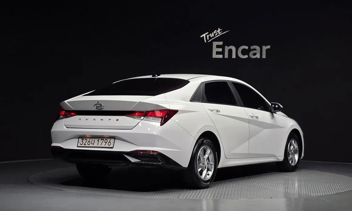 Hyundai AVANTE — фото 5
