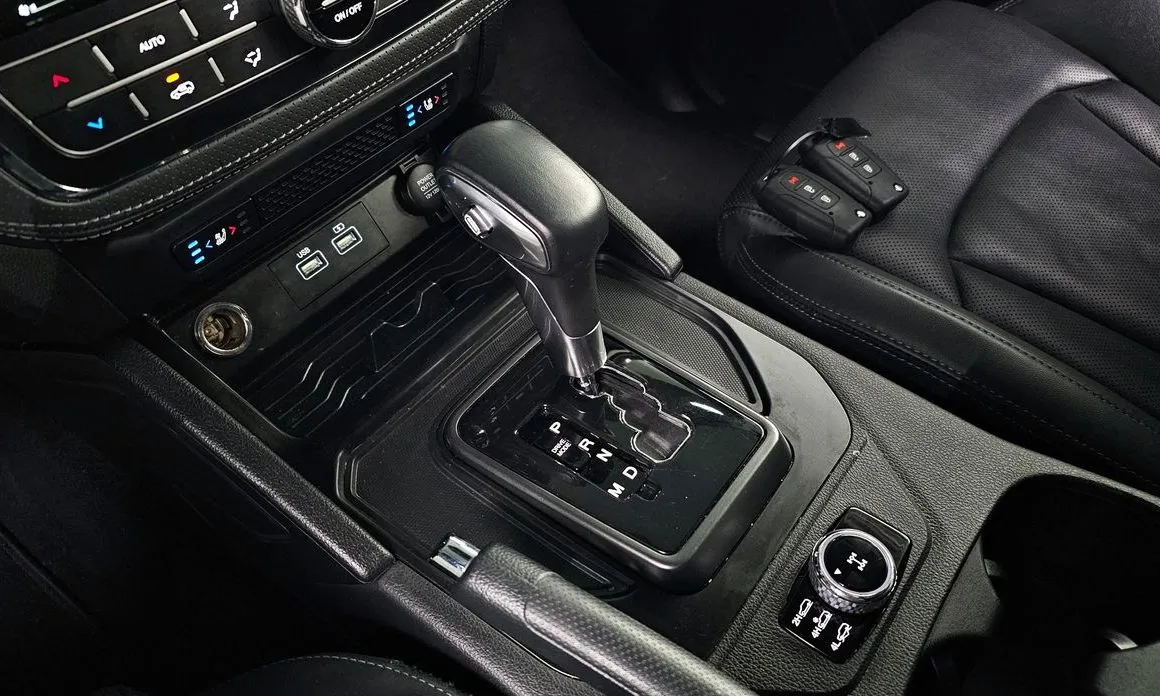 KG Mobility (Ssangyong) Rexton — фото 8