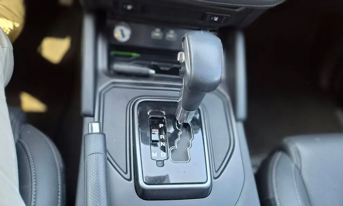 KG Mobility (Ssangyong) Rexton — фото 5