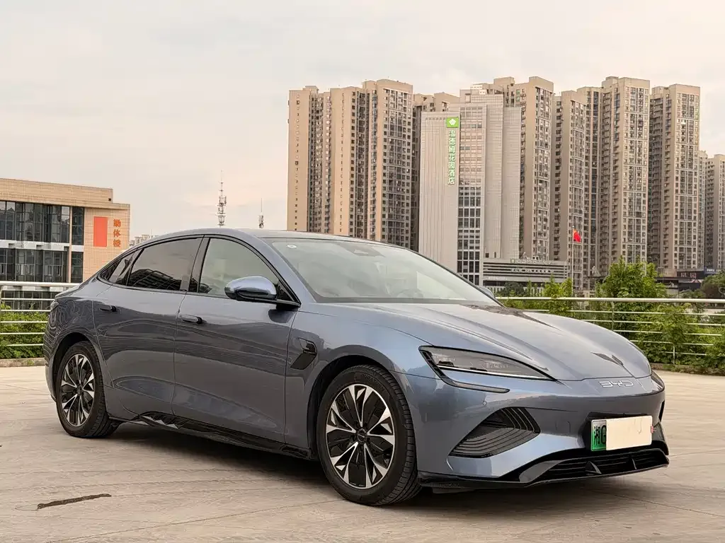 BYD Seal — фото 6