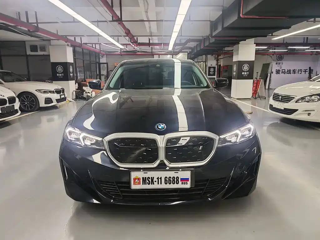BMW i3 — фото 1