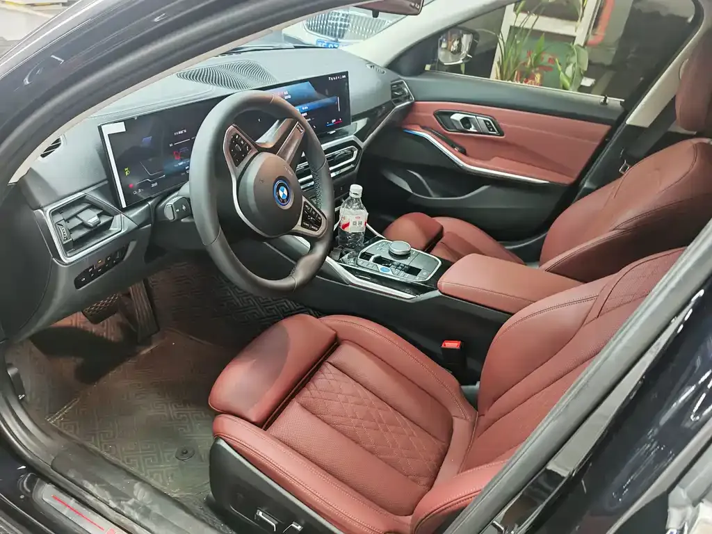 BMW i3 — фото 8