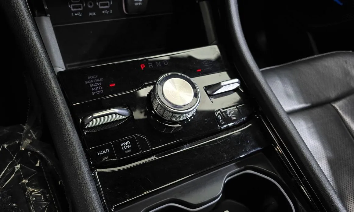 Jeep Cherokee — фото 9