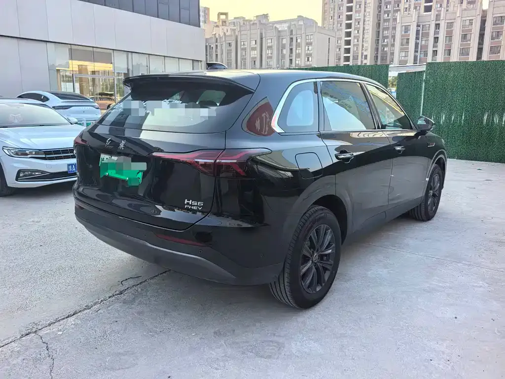 Hongqi HS6 PHEV — фото 6