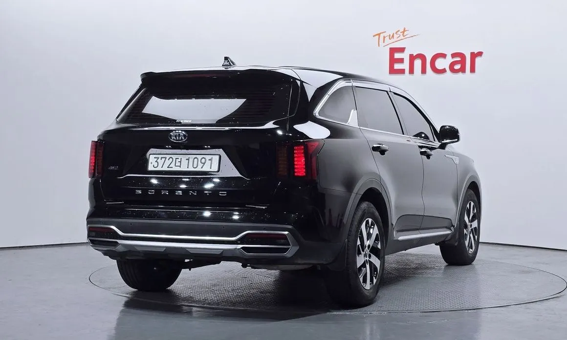 Kia Sorento — фото 6