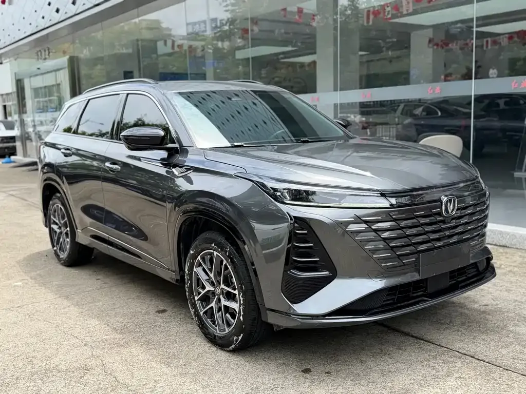 Changan CS75PLUS — фото 10