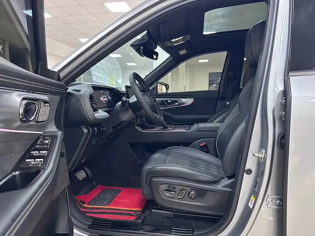 GAC Motor Trumpchi GS8 — фото 10