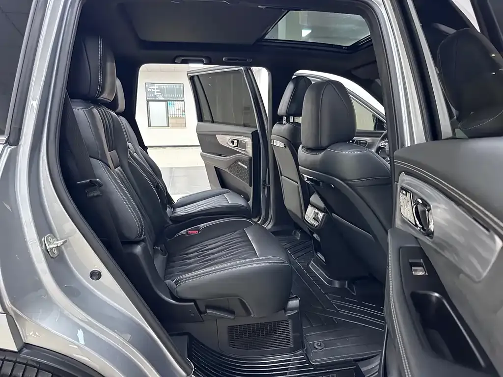 GAC Motor Trumpchi GS8 — фото 8